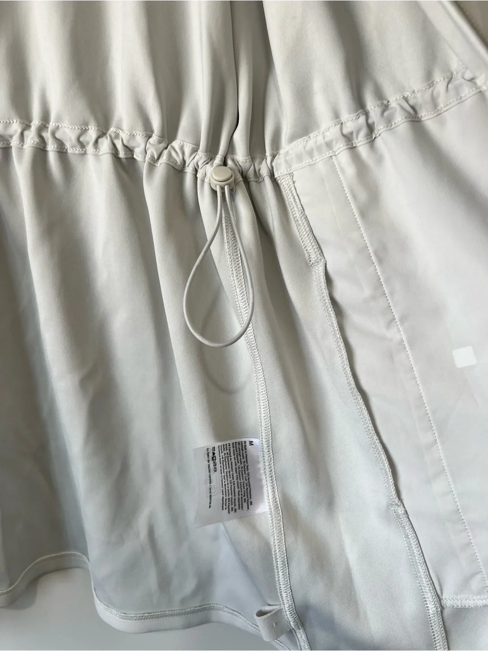 Lululemon Softstreme Cinch-Waist Full-Zip Jacket in Bone Size M New without tags